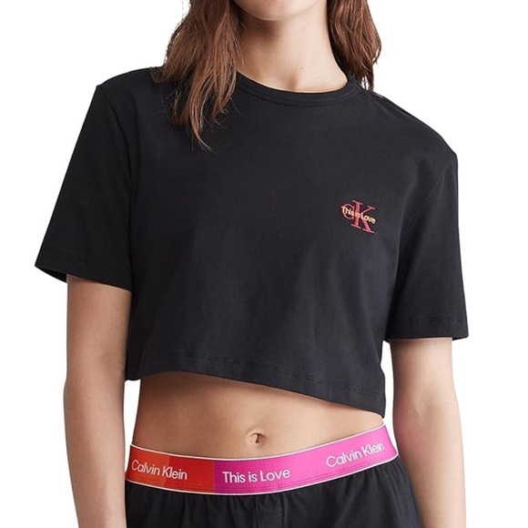 NWT Calvin Klein Women's This is Love Sleep Tee in Black - Picture 1 of 8